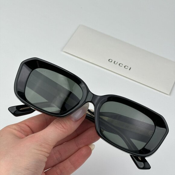 Gucci GG1531SK 001 BRAND NEW Sunglasses Black Grey Unisex Rectangle - Picture 1 of 14